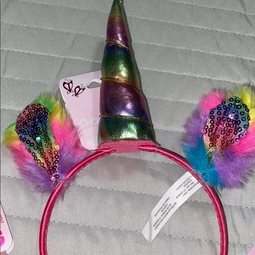 NWT Claire’s bundle unicorn